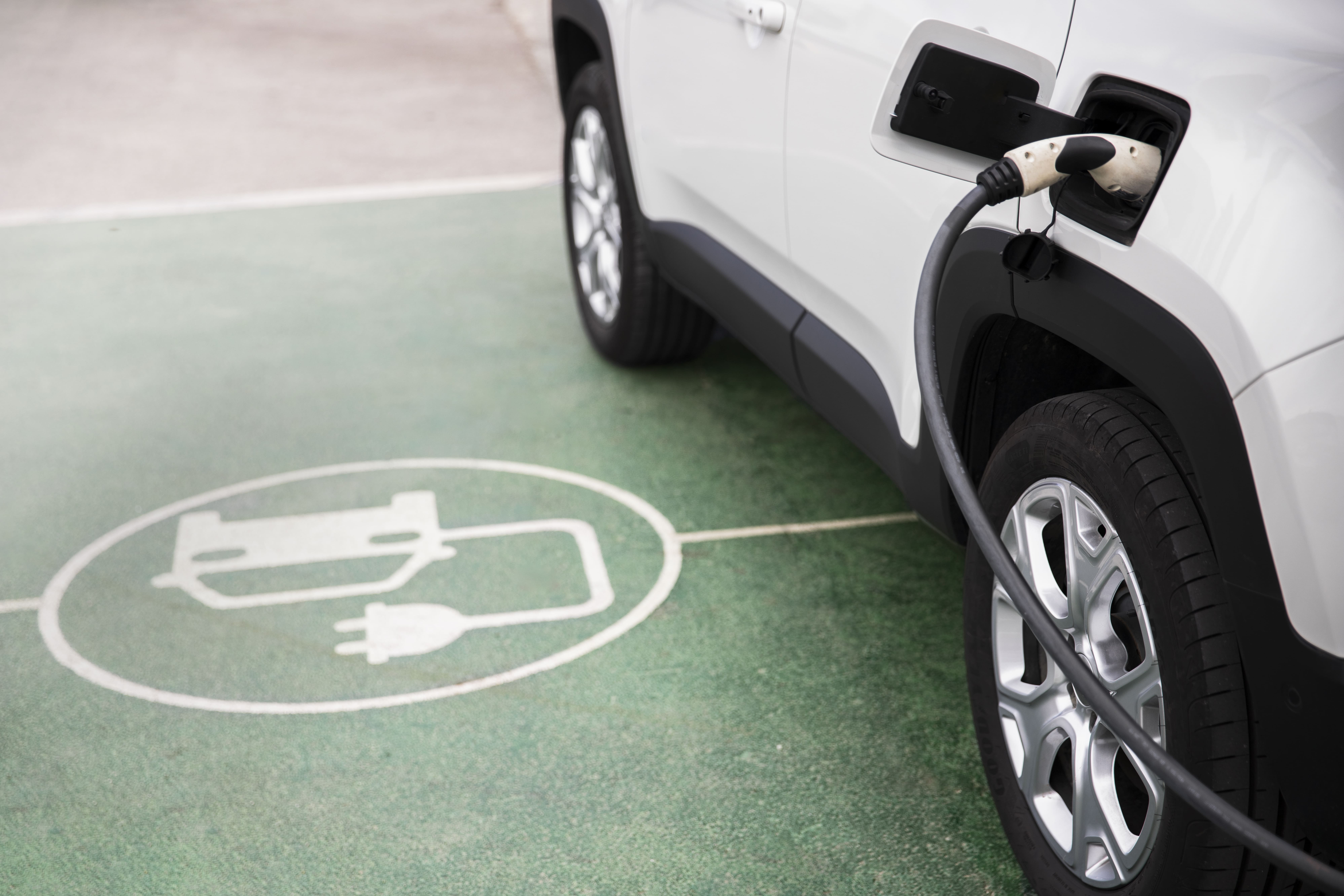 electric-vehicle-parking